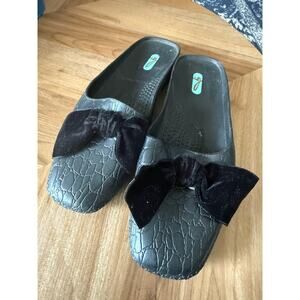 Oka B Okabashi Madison Black Sandal Rubber Slide Ballet Mule with Bows Sz. M/L
